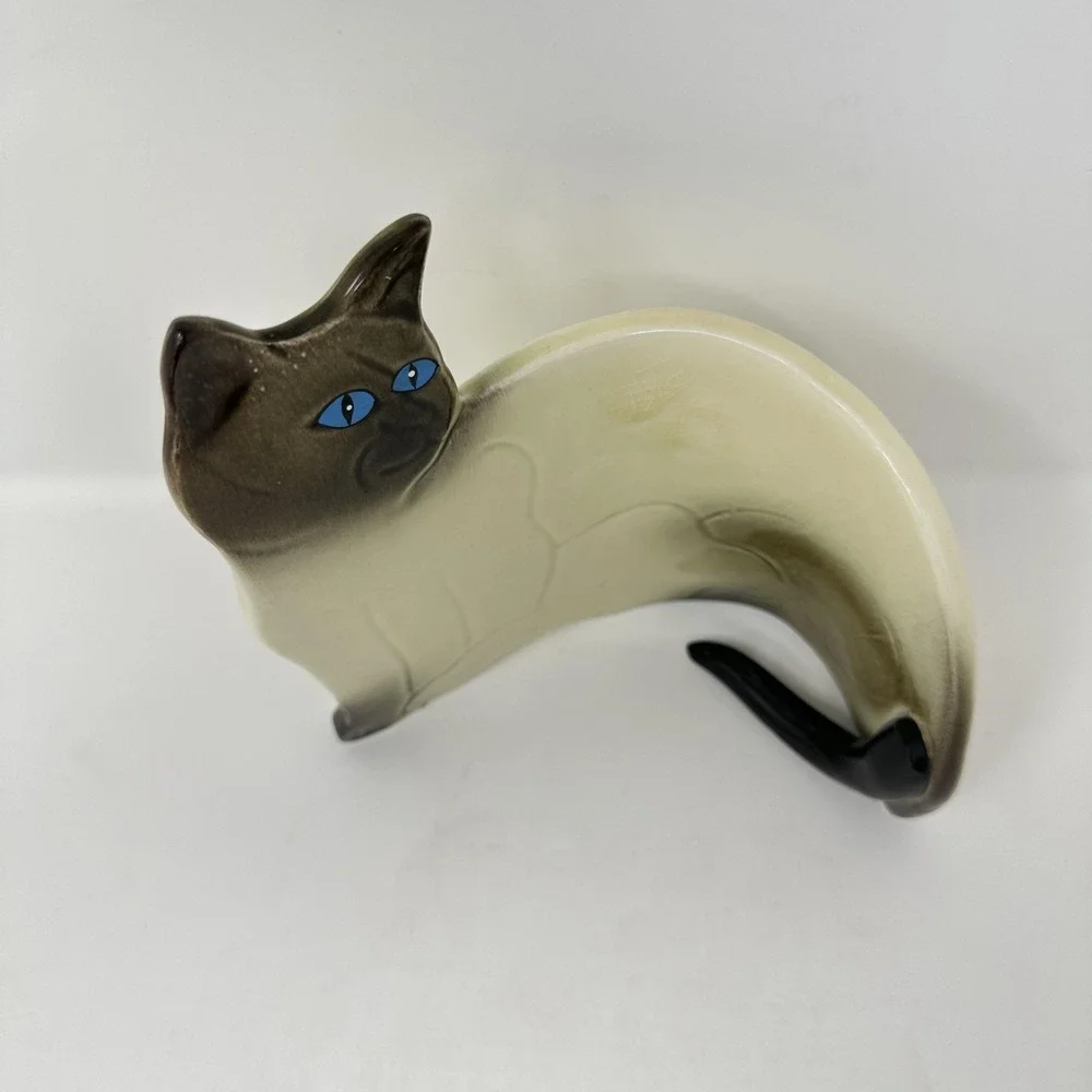 Vintage‎ Seymour Mann Japan Siamese Cat Ceramic Flat Curved Figurine Blue Eyes